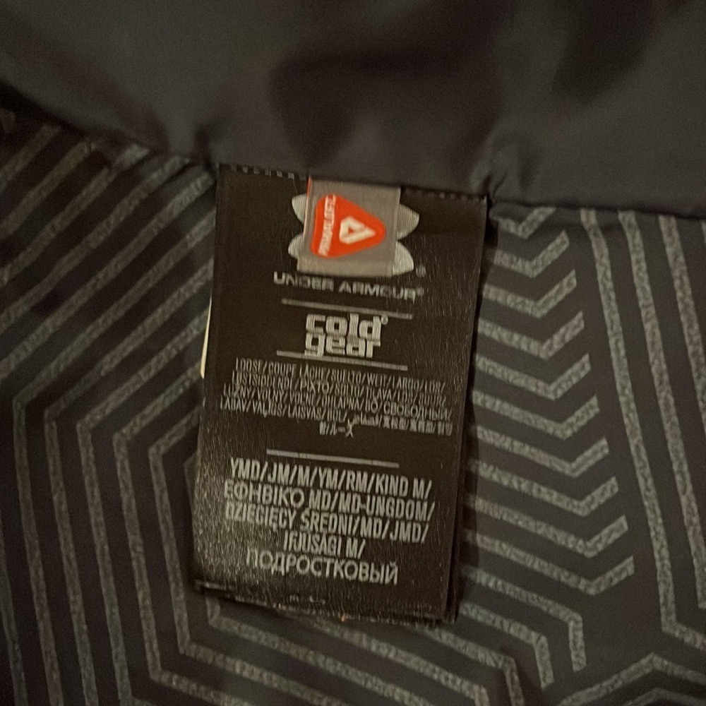 Under Armour Youth Heat Gear Infrared lightweight Jacket Med - Picture 10 of 12